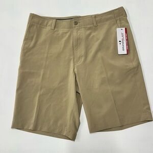 Grand Slam Men's 9" Flat Front Golf Short 34 Expandable‎ Waistband Chinchilla